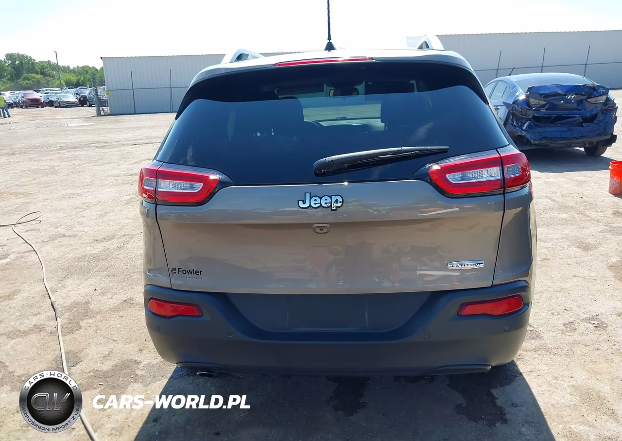 2017 Jeep Cherokee Latitude Fwd VIN:1C4PJLCB2HW623302 - 16