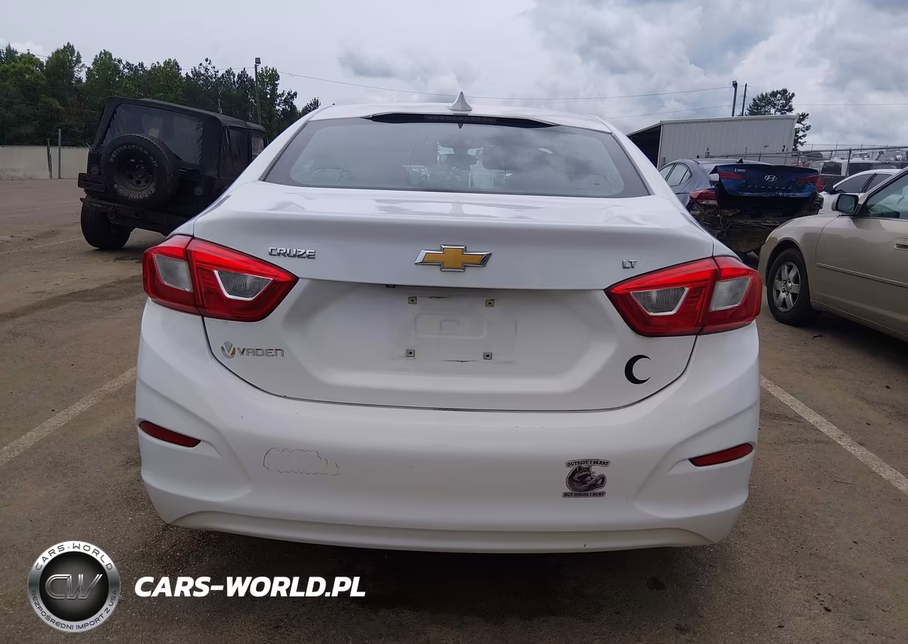 2017 Chevrolet Cruze Lt Auto VIN:1G1BE5SM5H7256833 - 17