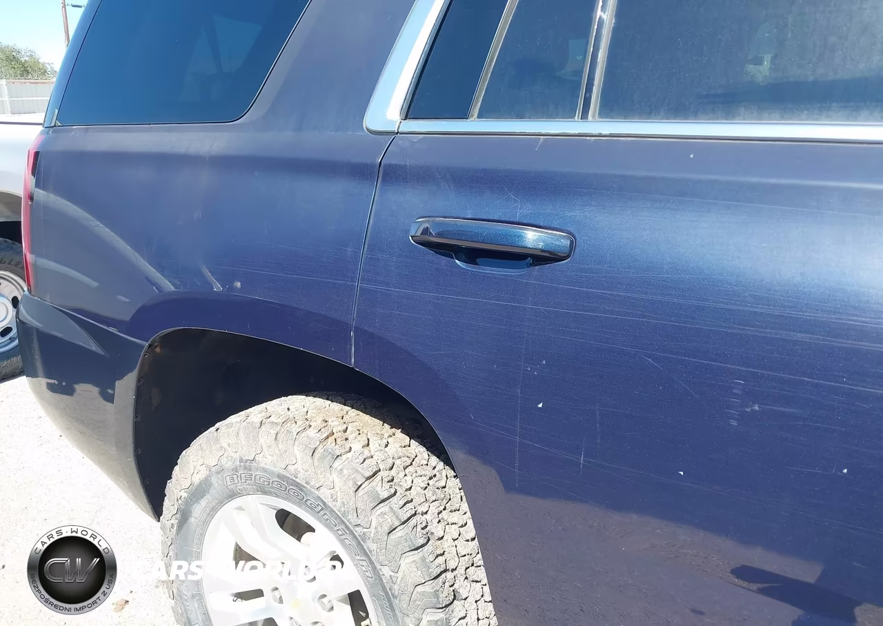 2018 Chevrolet Tahoe Ls VIN:1GNSKAEC8JR110407 - 13