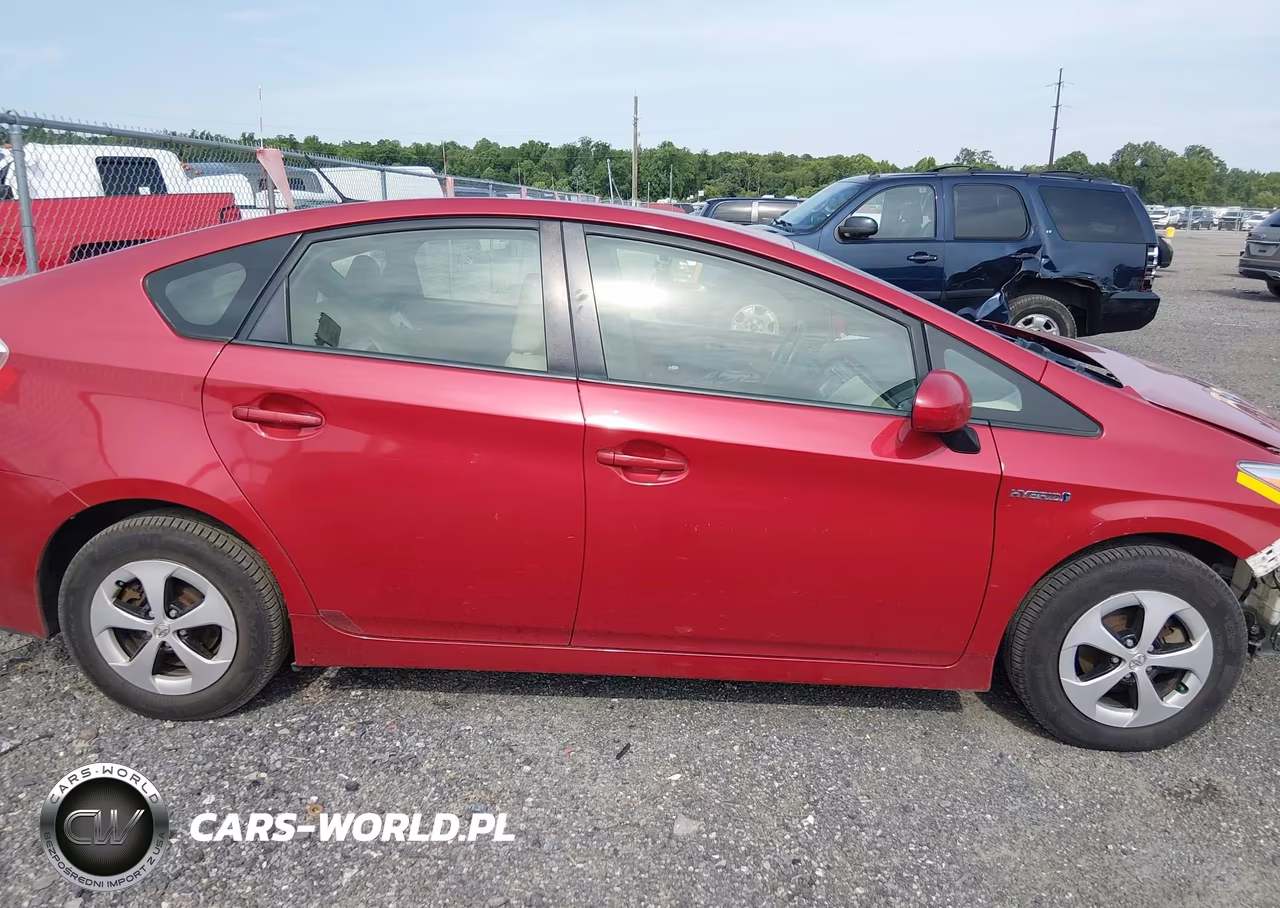2015 Toyota Prius VIN:JTDKN3DU1F0407813 - 13