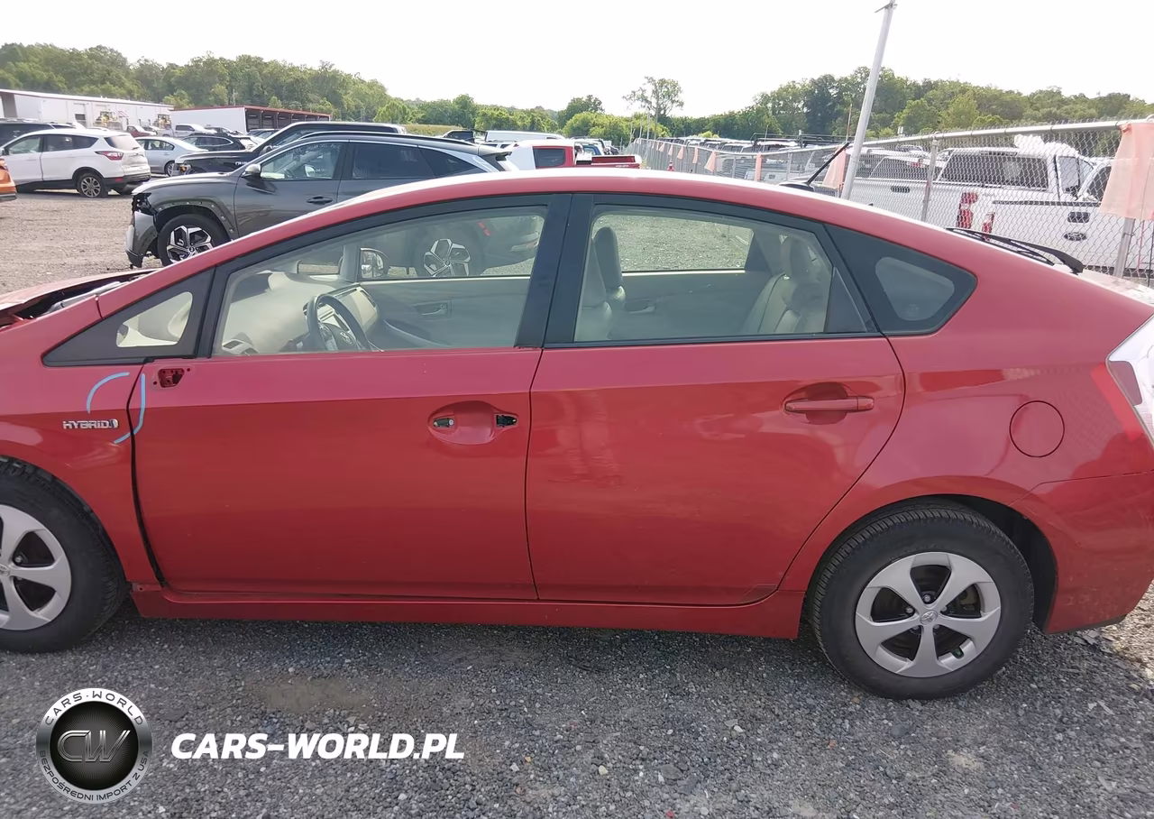 2015 Toyota Prius VIN:JTDKN3DU1F0407813 - 14