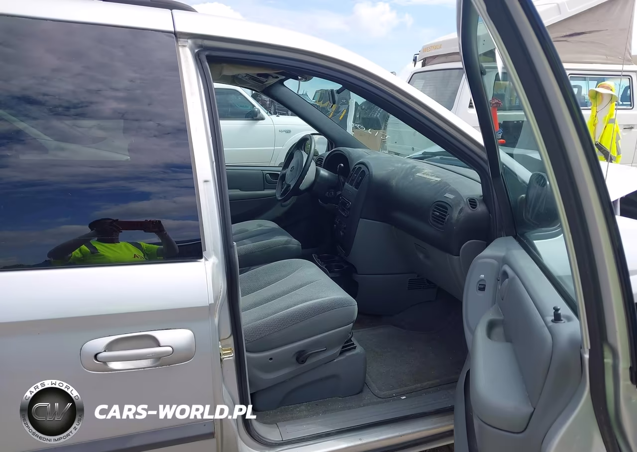 2004 Dodge Caravan Sxt VIN:1D4GP45R44B512091 - 5