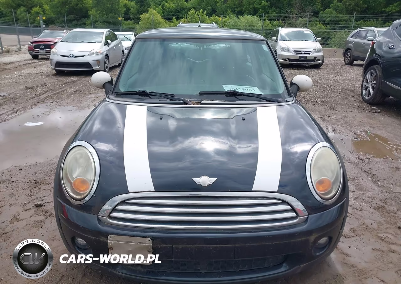 2008 Mini Cooper VIN:WMWMF33558TT62518 - 6