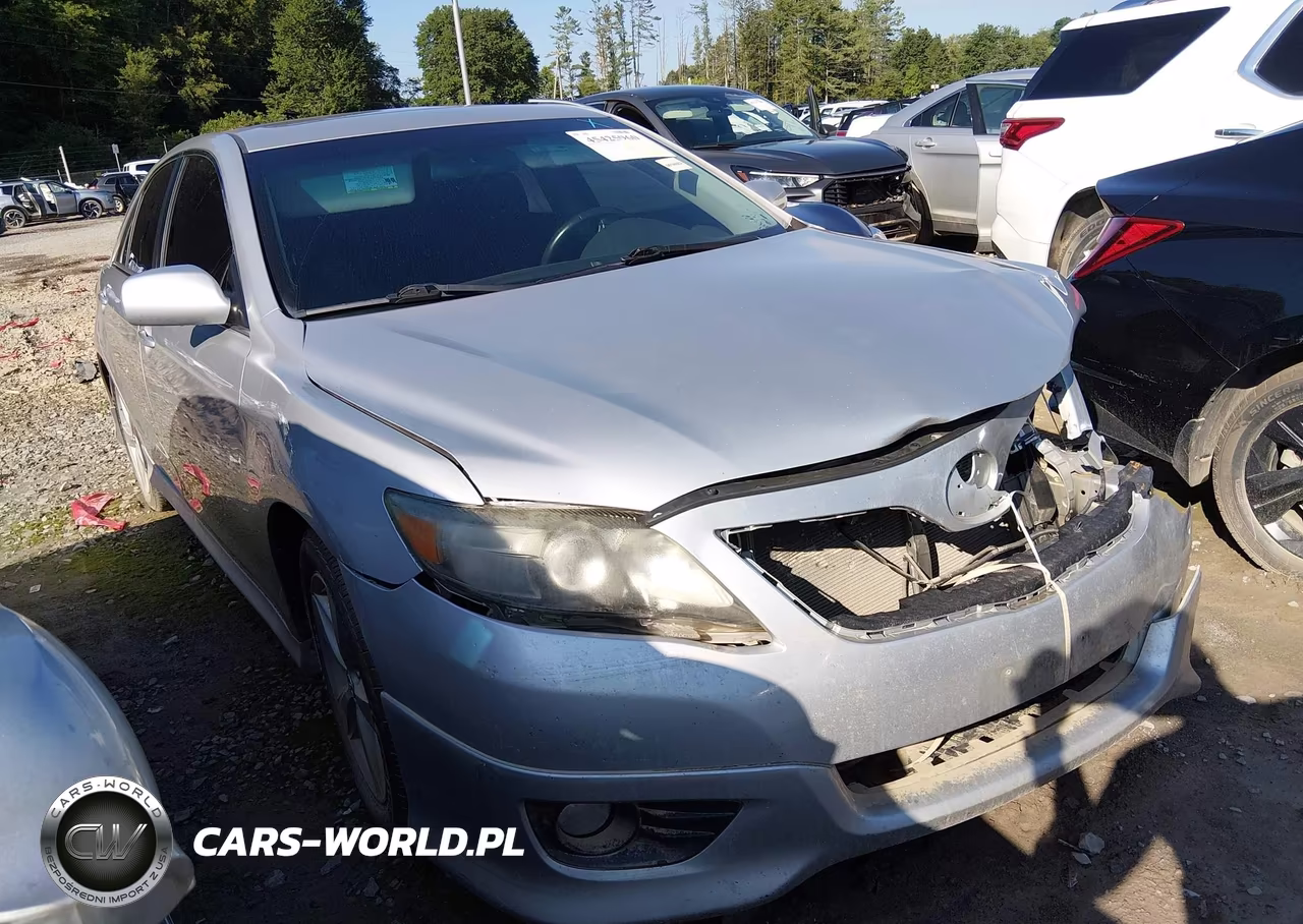 2011 Toyota Camry Se – zdjęcie 1 z 18