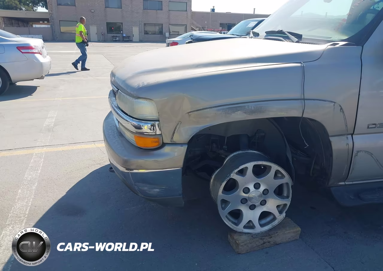 2002 Chevrolet Tahoe Lt VIN:1GNEK13T12R327704 - 6