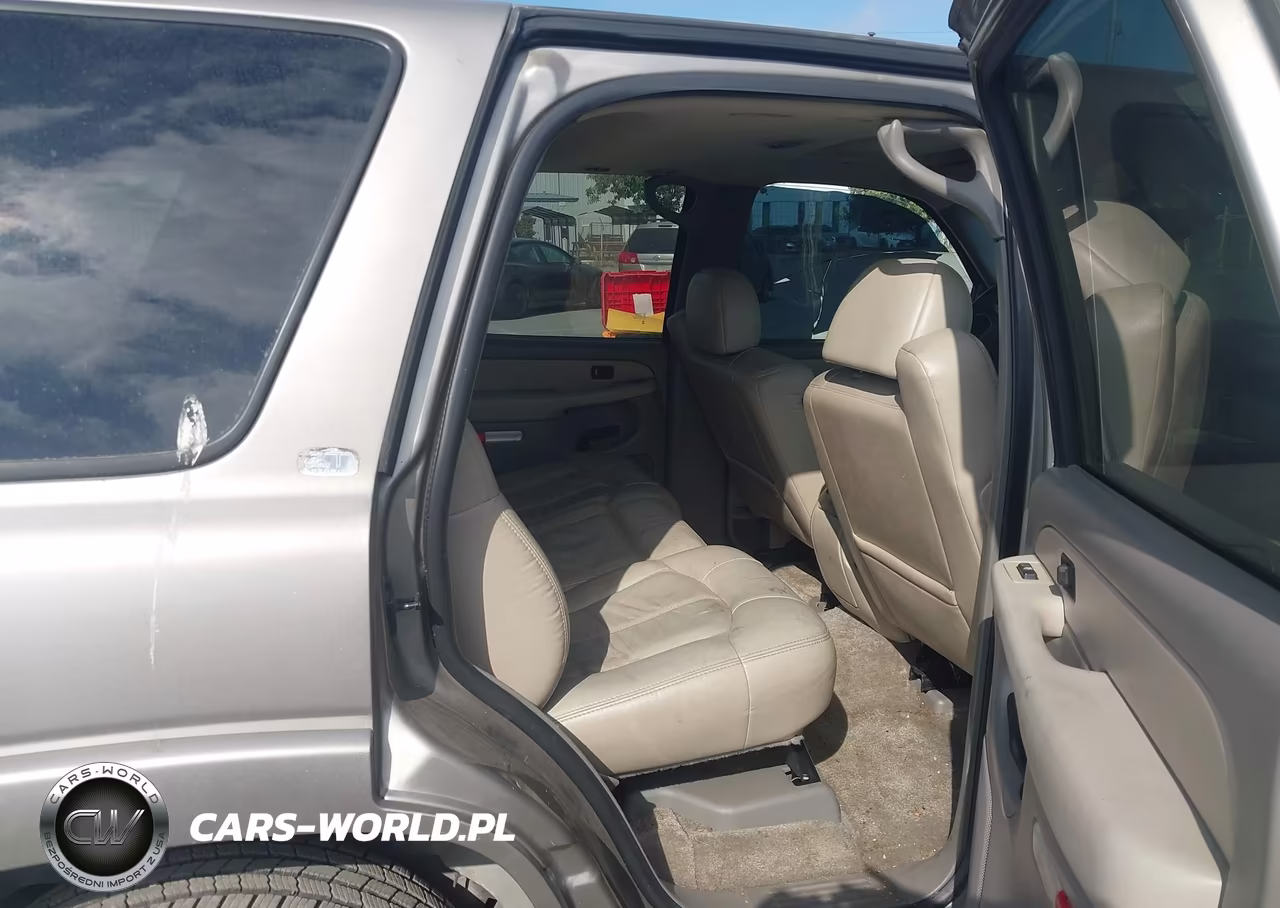 2002 Chevrolet Tahoe Lt VIN:1GNEK13T12R327704 - 8
