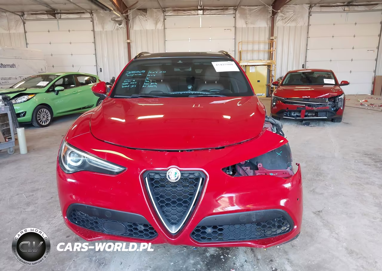 2018 Alfa Romeo Stelvio Ti Sport Awd VIN:ZASFAKNN1J7C00084 - 12