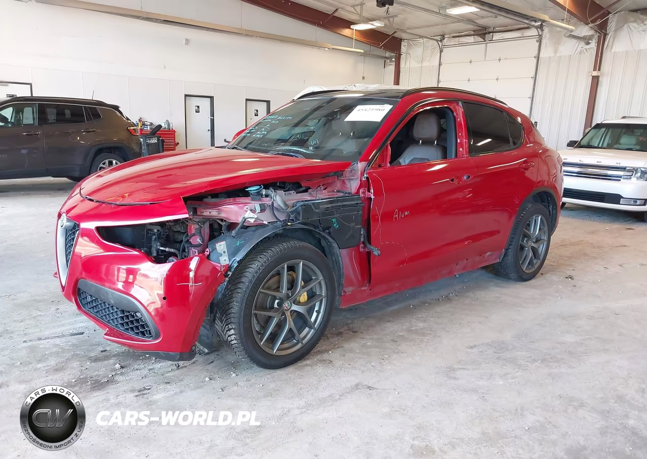 2018 Alfa Romeo Stelvio Ti Sport Awd VIN:ZASFAKNN1J7C00084 - 2