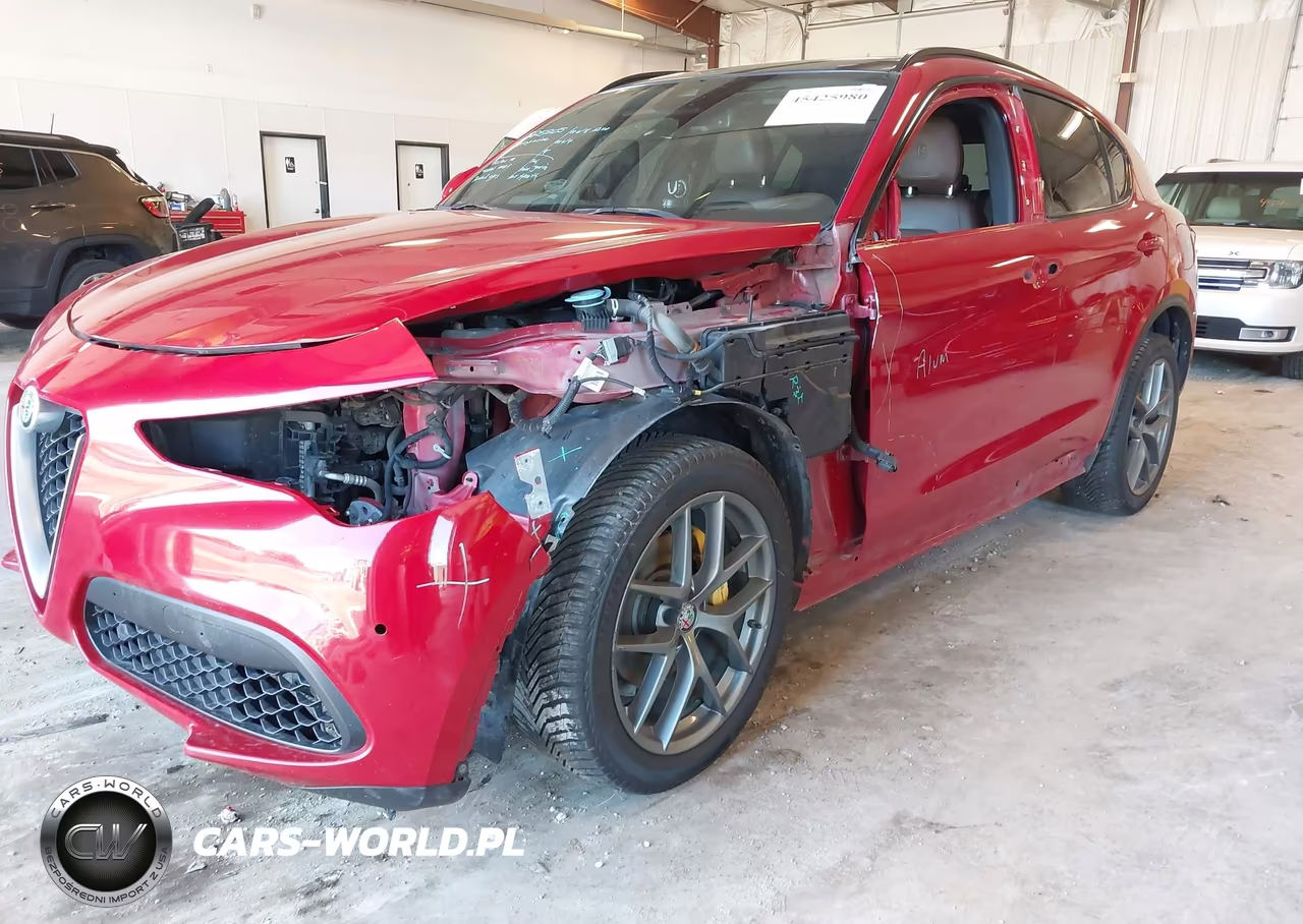 2018 Alfa Romeo Stelvio Ti Sport Awd VIN:ZASFAKNN1J7C00084 - 6