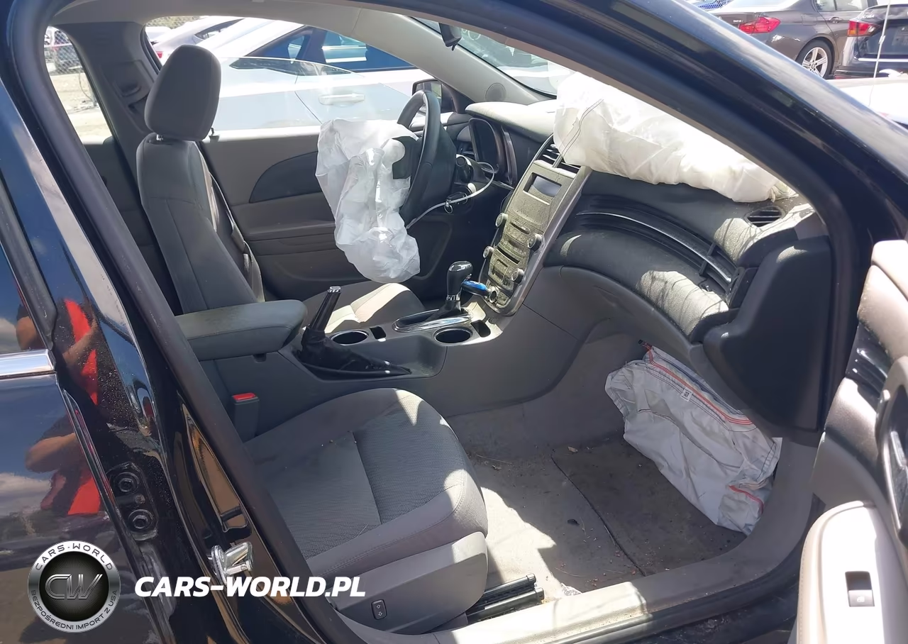 2015 Chevrolet Malibu Ls VIN:1G11B5SL2FF182429 - 5