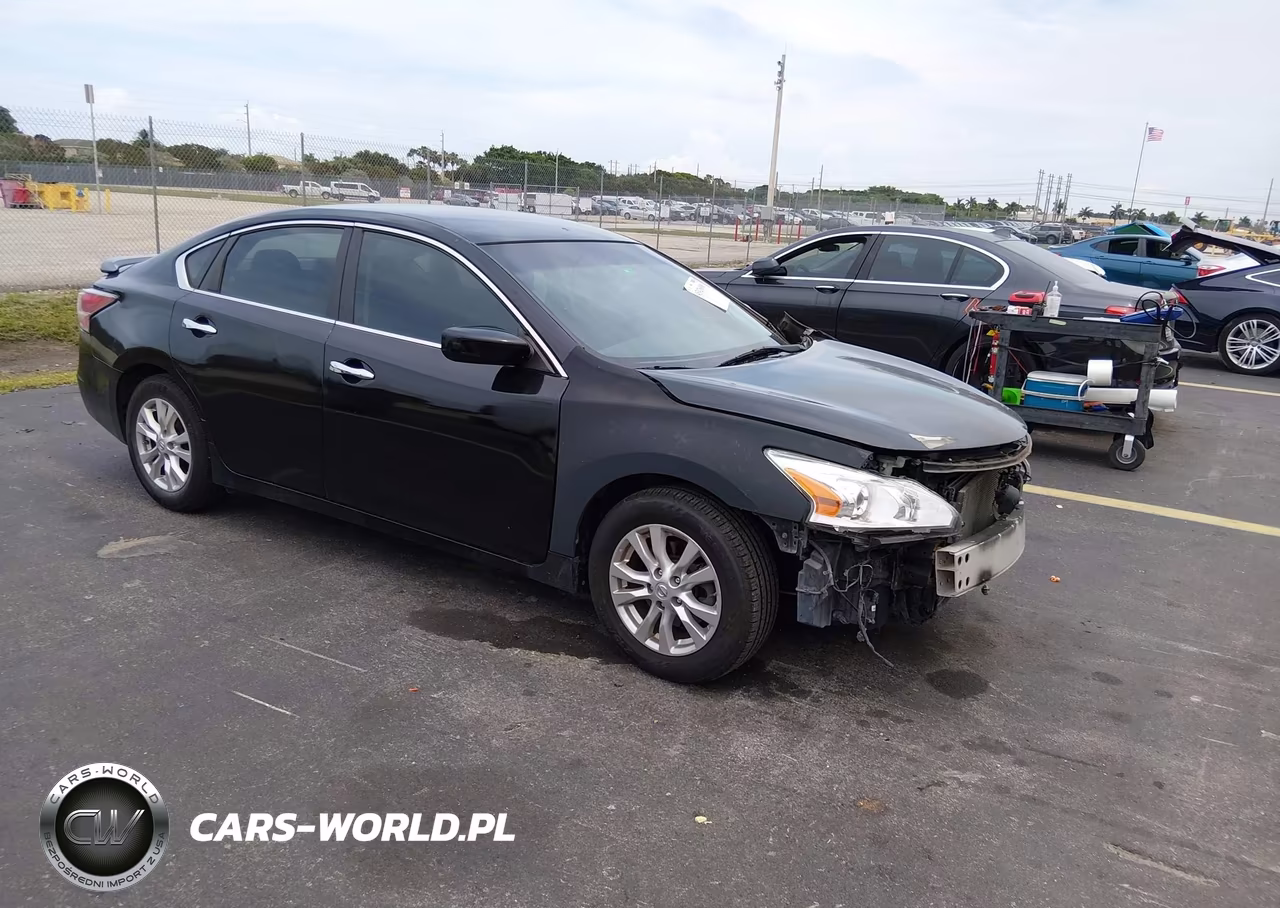 2015 Nissan Altima 2.5 S – zdjęcie 1 z 17