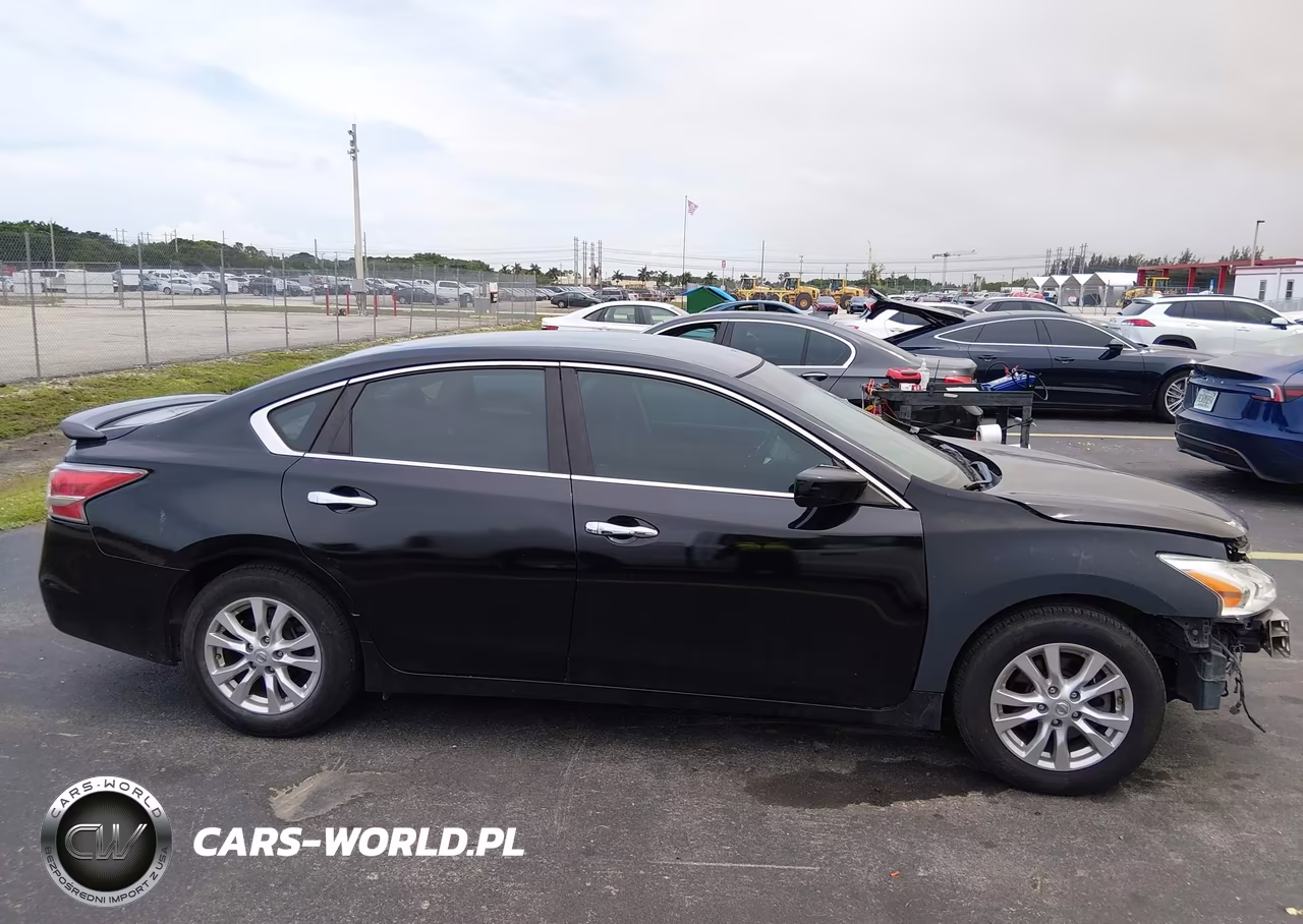 2015 Nissan Altima 2.5 S VIN:1N4AL3AP3FC137620 - 14