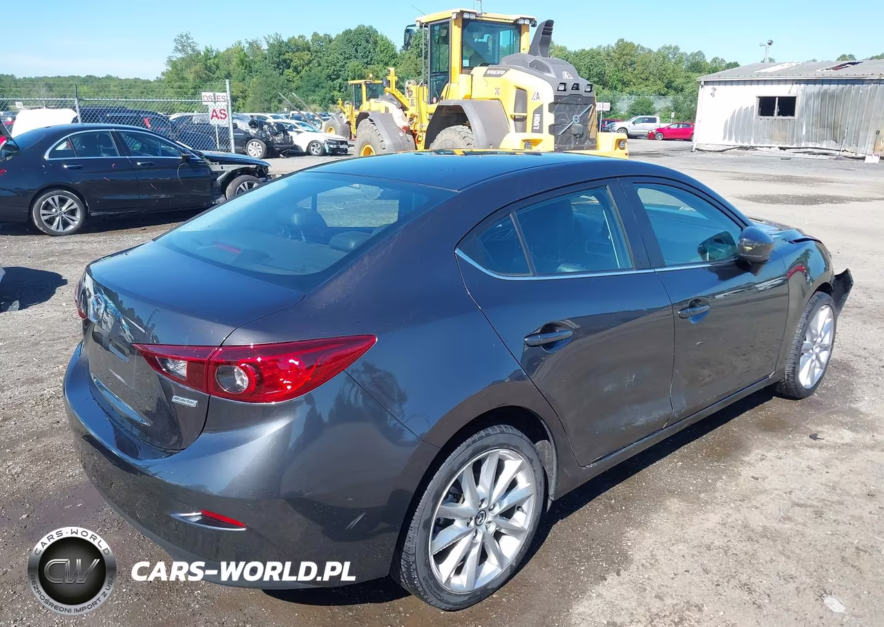 2017 Mazda Mazda3 Touring VIN:3MZBN1V72HM147559 - 4