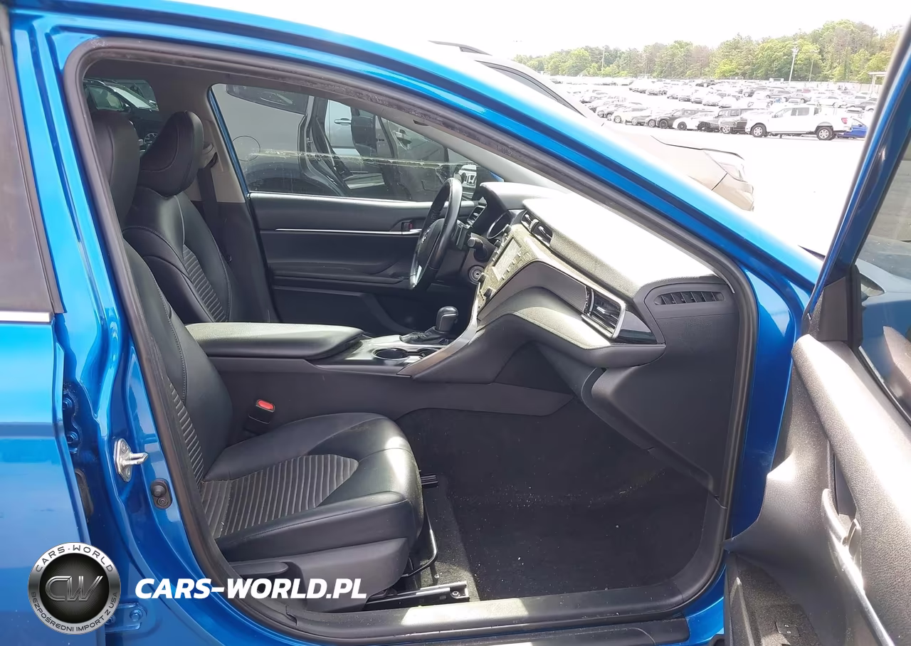 2020 Toyota Camry Se VIN:4T1G11AK8LU306440 - 5