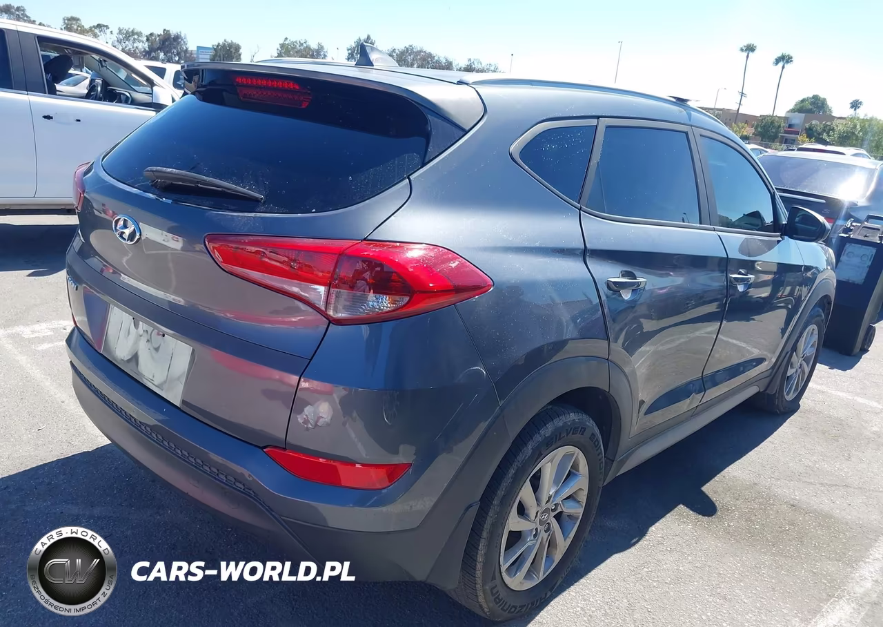 2018 Hyundai Tucson Sel VIN:KM8J33A47JU768921 - 4