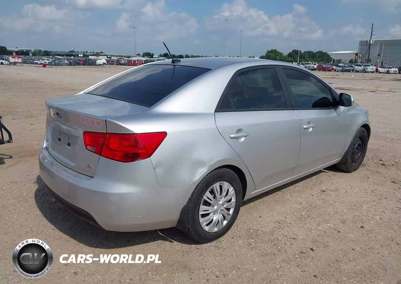 2013 Kia Forte Ex VIN:KNAFU4A2XD5727948 - 4
