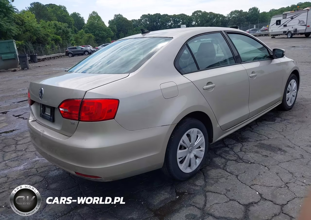 2014 Volkswagen Jetta 1.8T Se VIN:3VWD17AJXEM302590 - 4