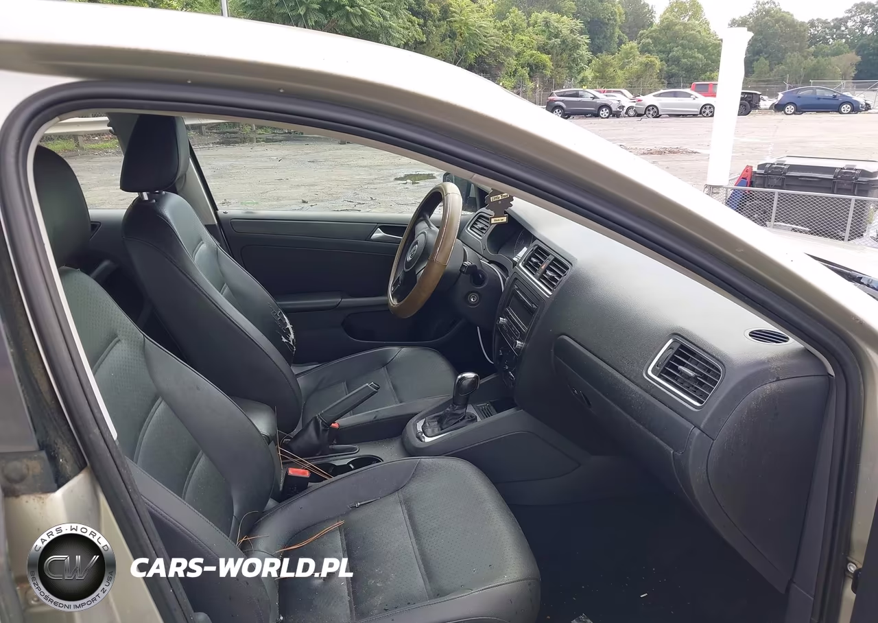 2014 Volkswagen Jetta 1.8T Se VIN:3VWD17AJXEM302590 - 5
