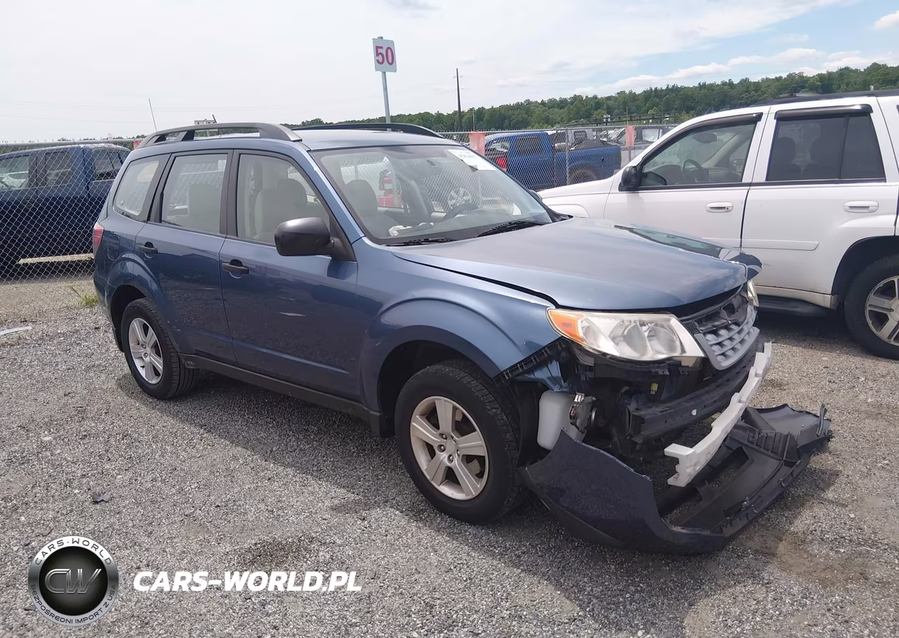 2013 Subaru Forester 2.5X – zdjęcie 1 z 16