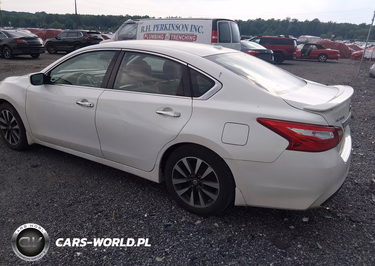 2017 Nissan Altima 2.5 Sv VIN:1N4AL3AP1HC183689 - 3