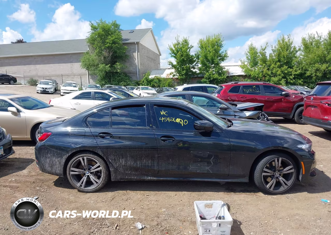 2023 BMW 330I xDrive VIN:3MW89FF01P8D43948 - 13