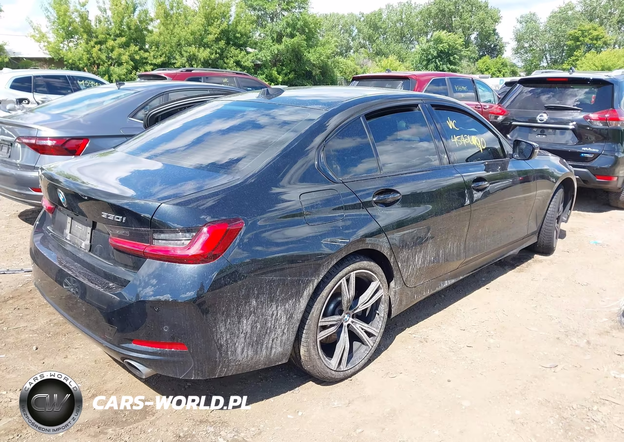 2023 BMW 330I xDrive VIN:3MW89FF01P8D43948 - 4