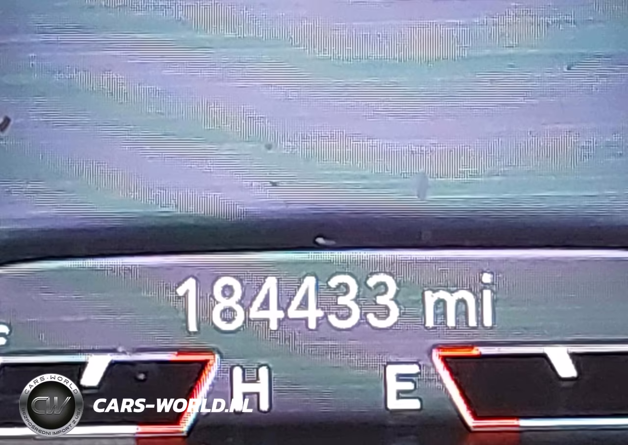 2019 Jeep Cherokee Limited 4X4 VIN:1C4PJMDX8KD359568 - 15