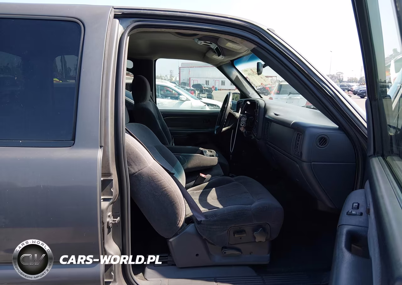 2002 Chevrolet Silverado 2500Hd Ls VIN:1GCHK23U32F197740 - 5