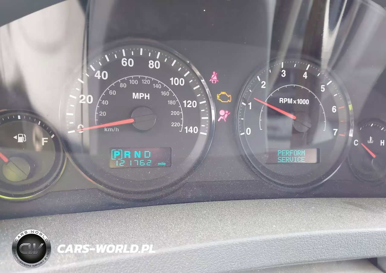 2005 Jeep Grand Cherokee Laredo VIN:1J8GR48K15C612255 - 7