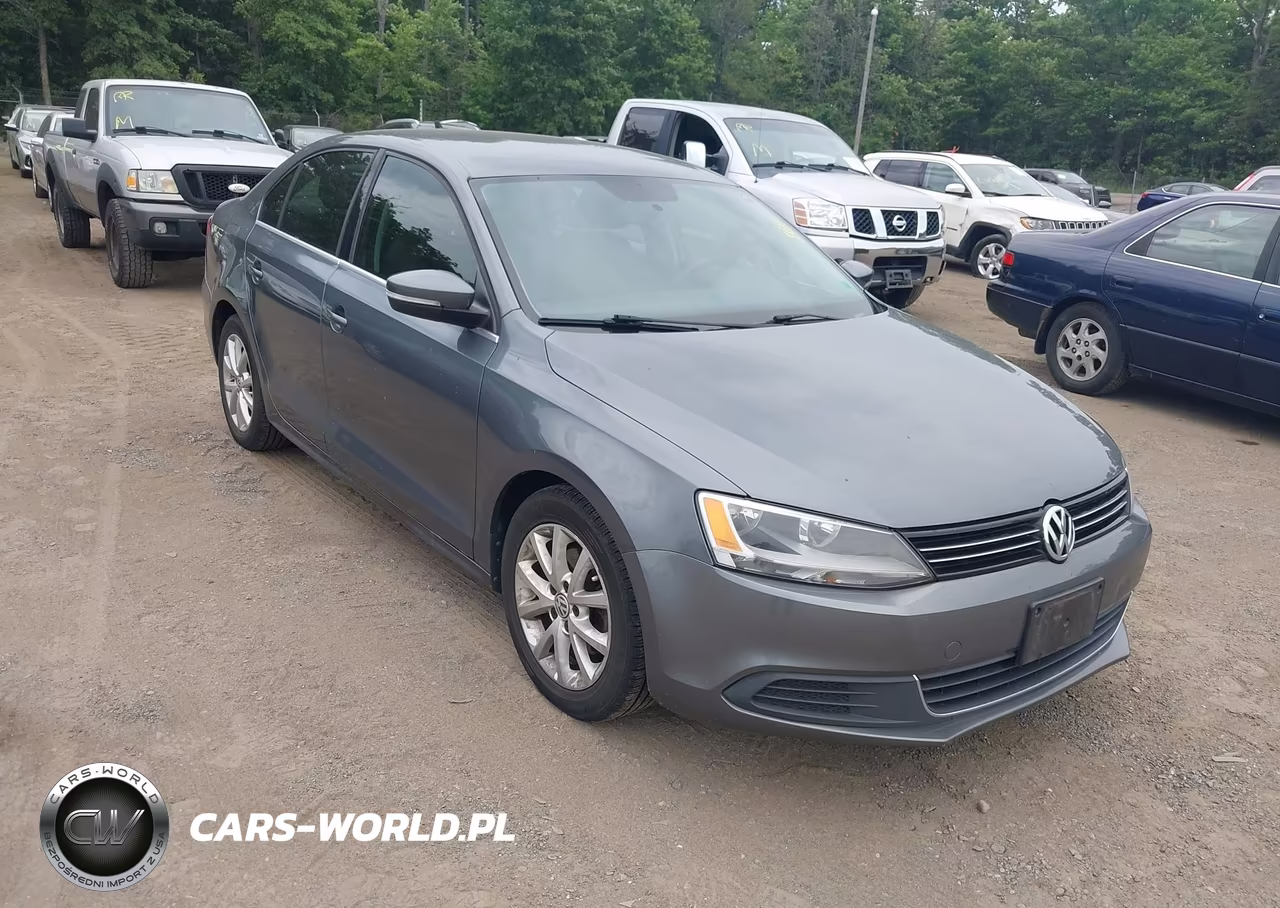 2014 Volkswagen Jetta 1.8T Se – zdjęcie 1 z 11