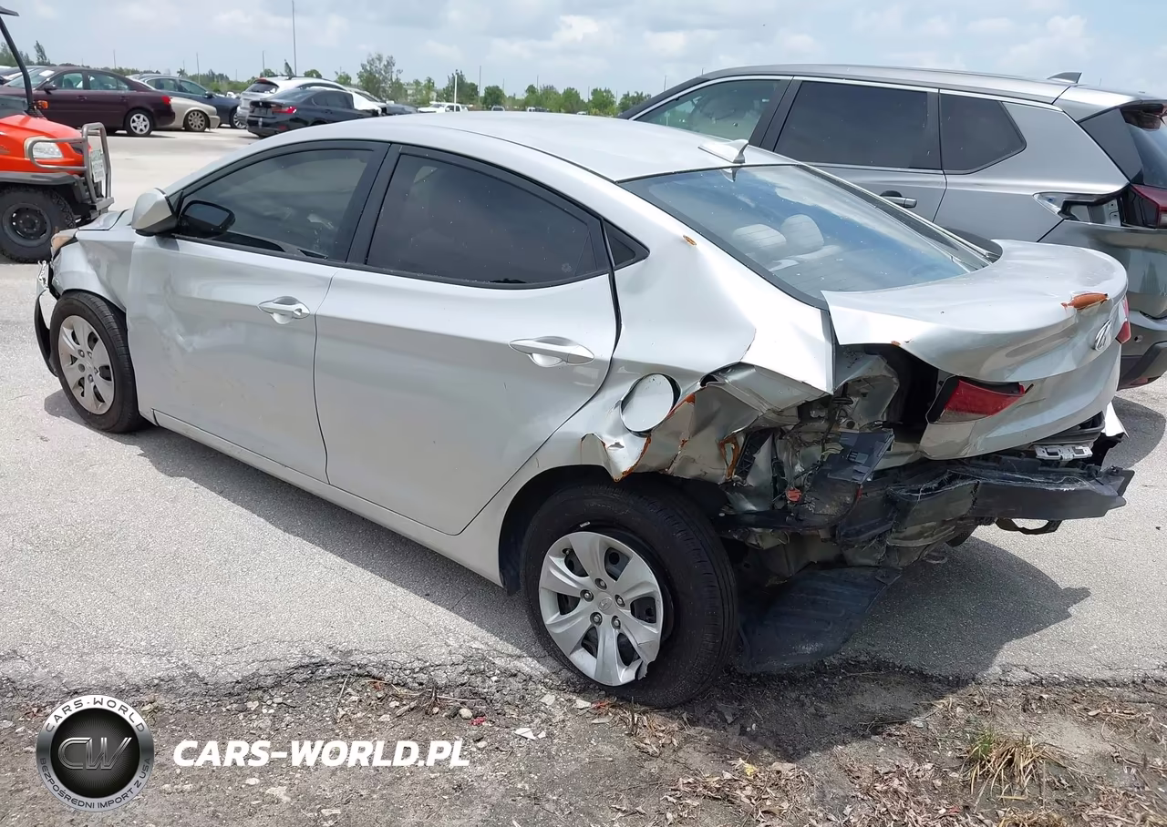 2016 Hyundai Elantra Se VIN:5NPDH4AE4GH696693 - 3