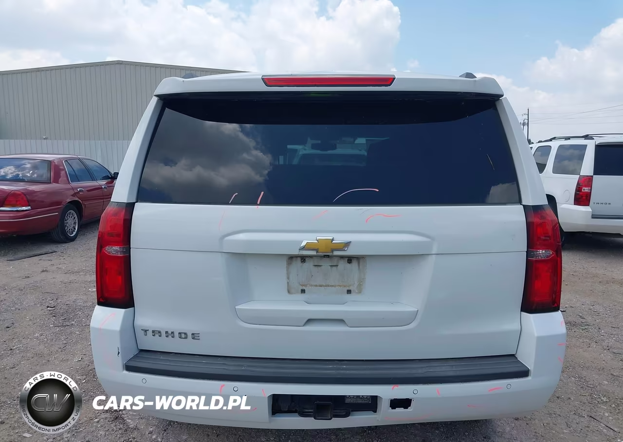 2015 Chevrolet Tahoe Ls VIN:1GNSCAKC6FR696131 - 17