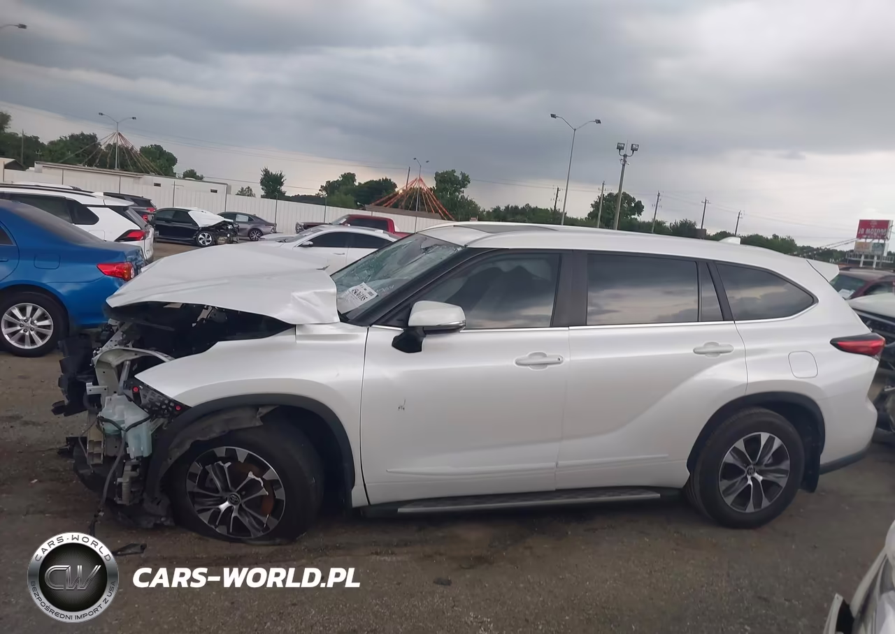2023 Toyota Highlander Hybrid Xle VIN:5TDKARAH1PS524067 - 14
