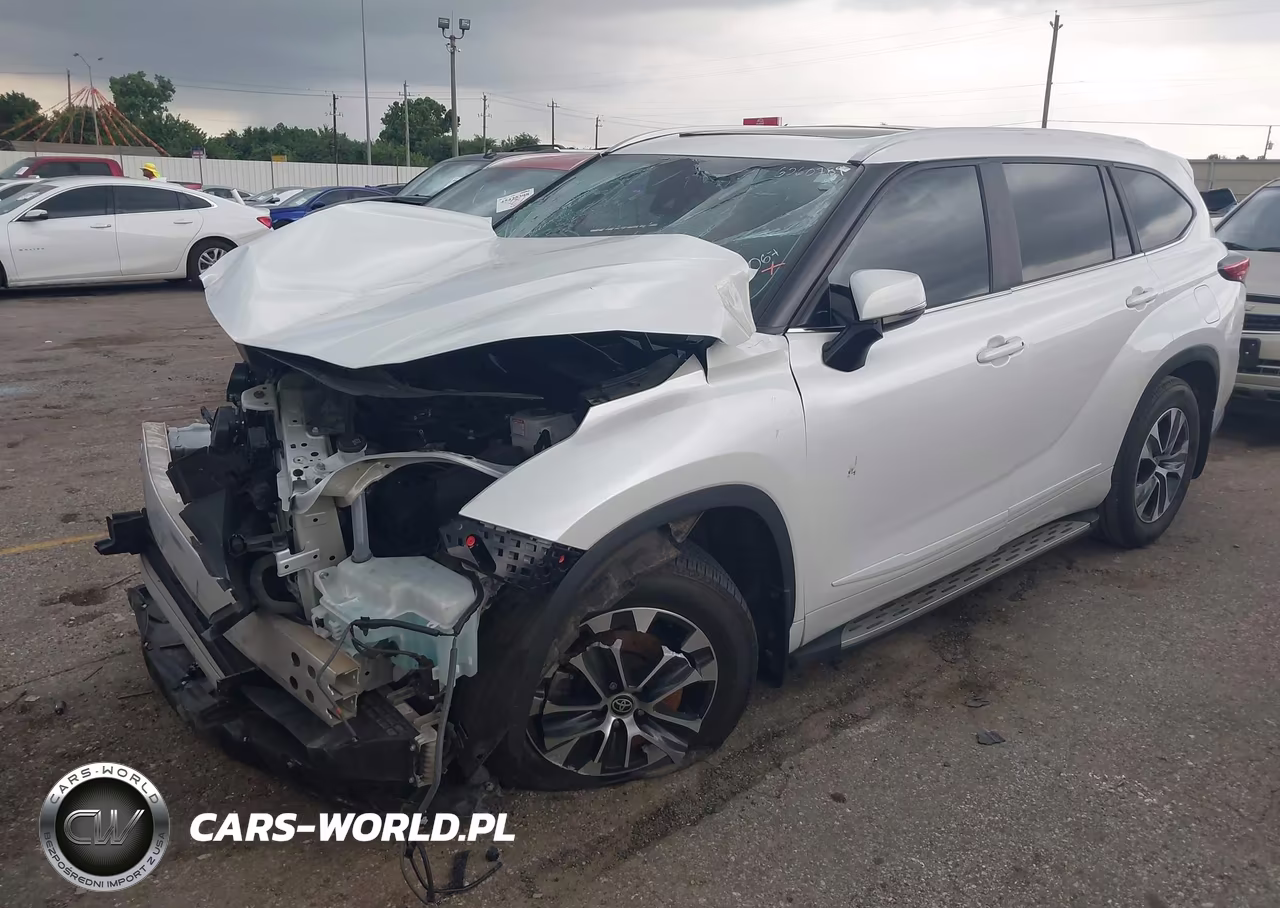 2023 Toyota Highlander Hybrid Xle VIN:5TDKARAH1PS524067 - 2