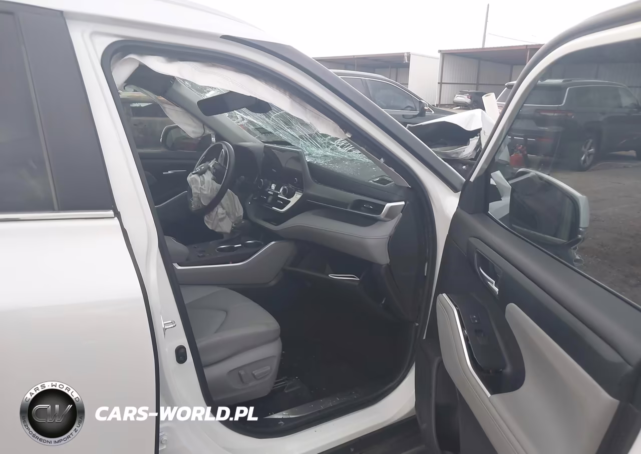 2023 Toyota Highlander Hybrid Xle VIN:5TDKARAH1PS524067 - 5