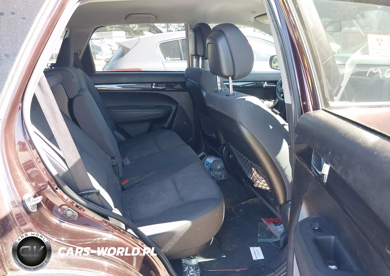 2011 Kia Sorento Lx V6 VIN:5XYKTDA23BG177730 - 8