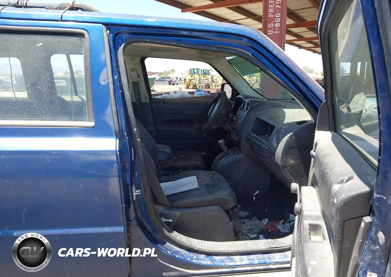 2009 Jeep Patriot Sport VIN:1J4FT28B59D178697 - 5