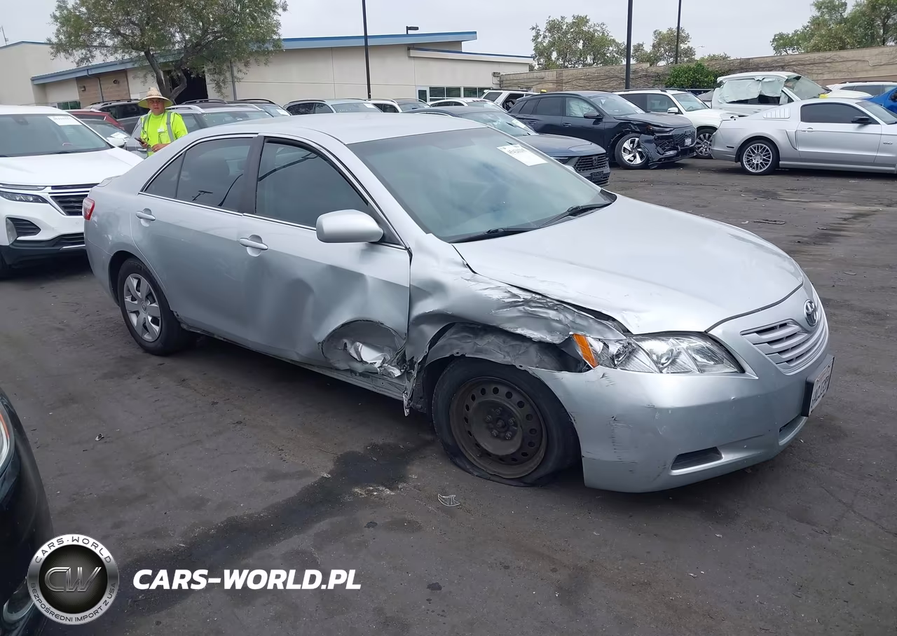 2007 Toyota Camry Le – zdjęcie 1 z 11