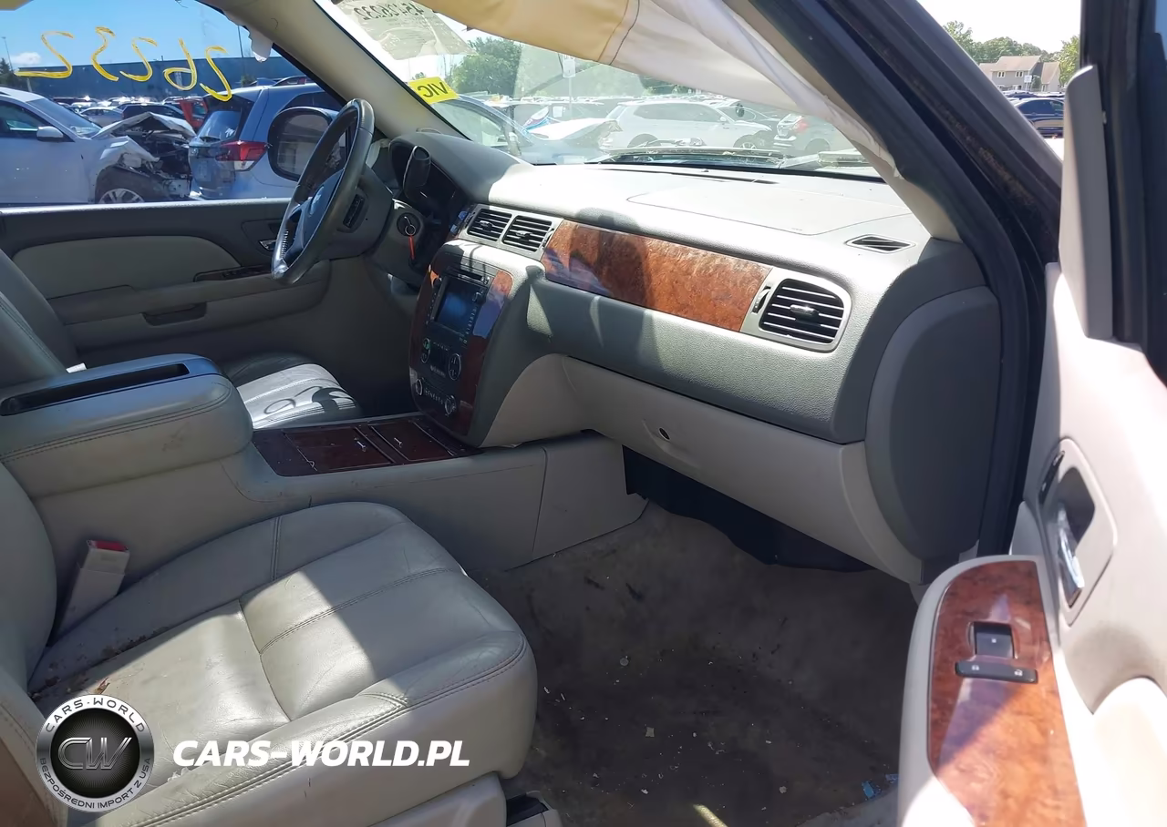 2008 Chevrolet Suburban 1500 Ltz VIN:1GNFK16378R105600 - 5