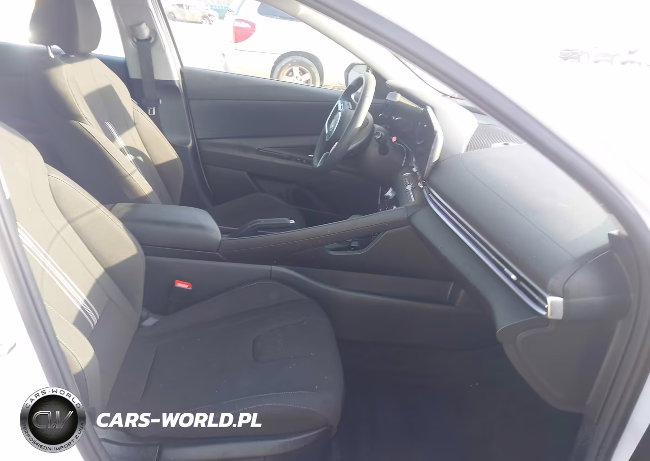 2024 Hyundai Elantra Sel VIN:KMHLM4DG8RU762896 - 5