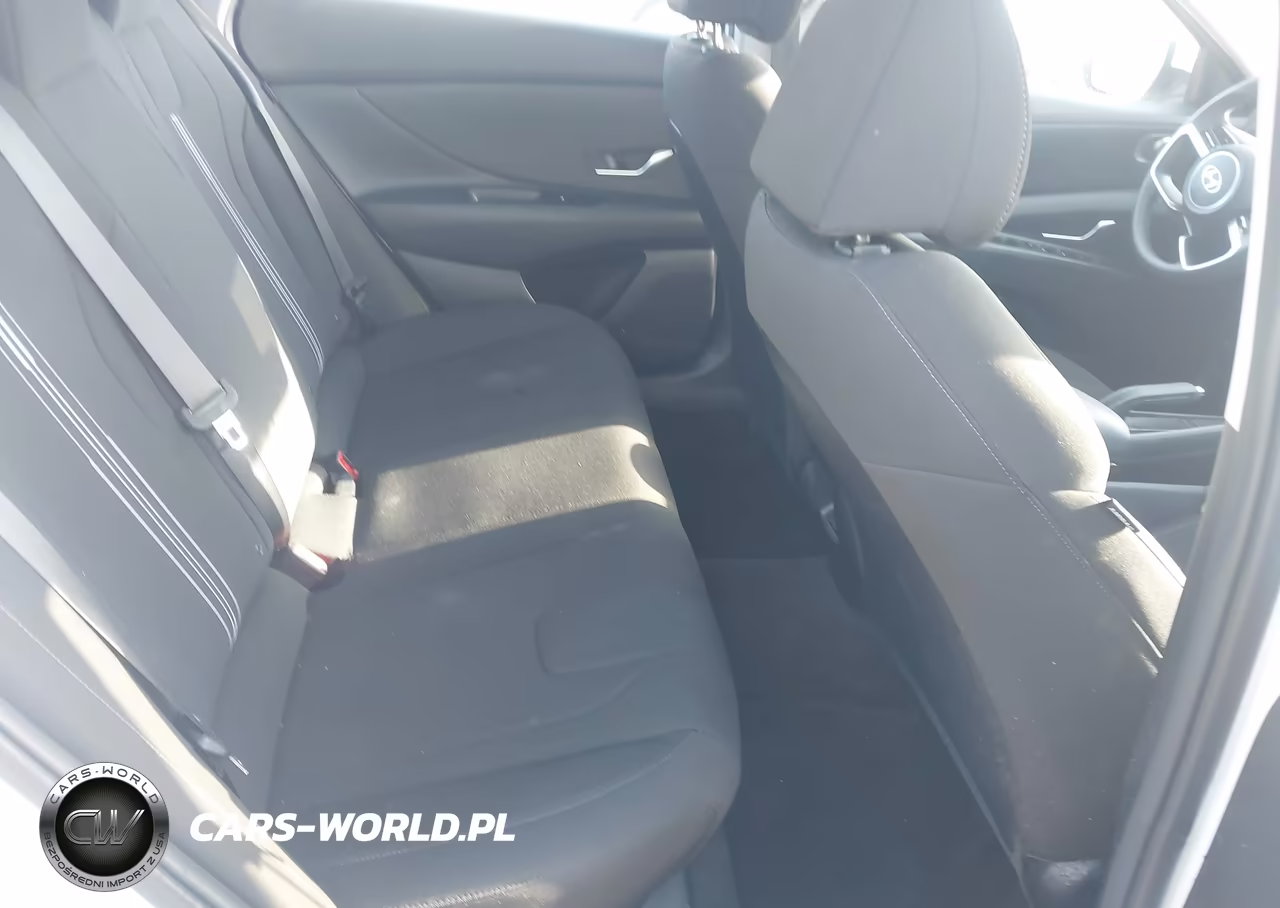 2024 Hyundai Elantra Sel VIN:KMHLM4DG8RU762896 - 8