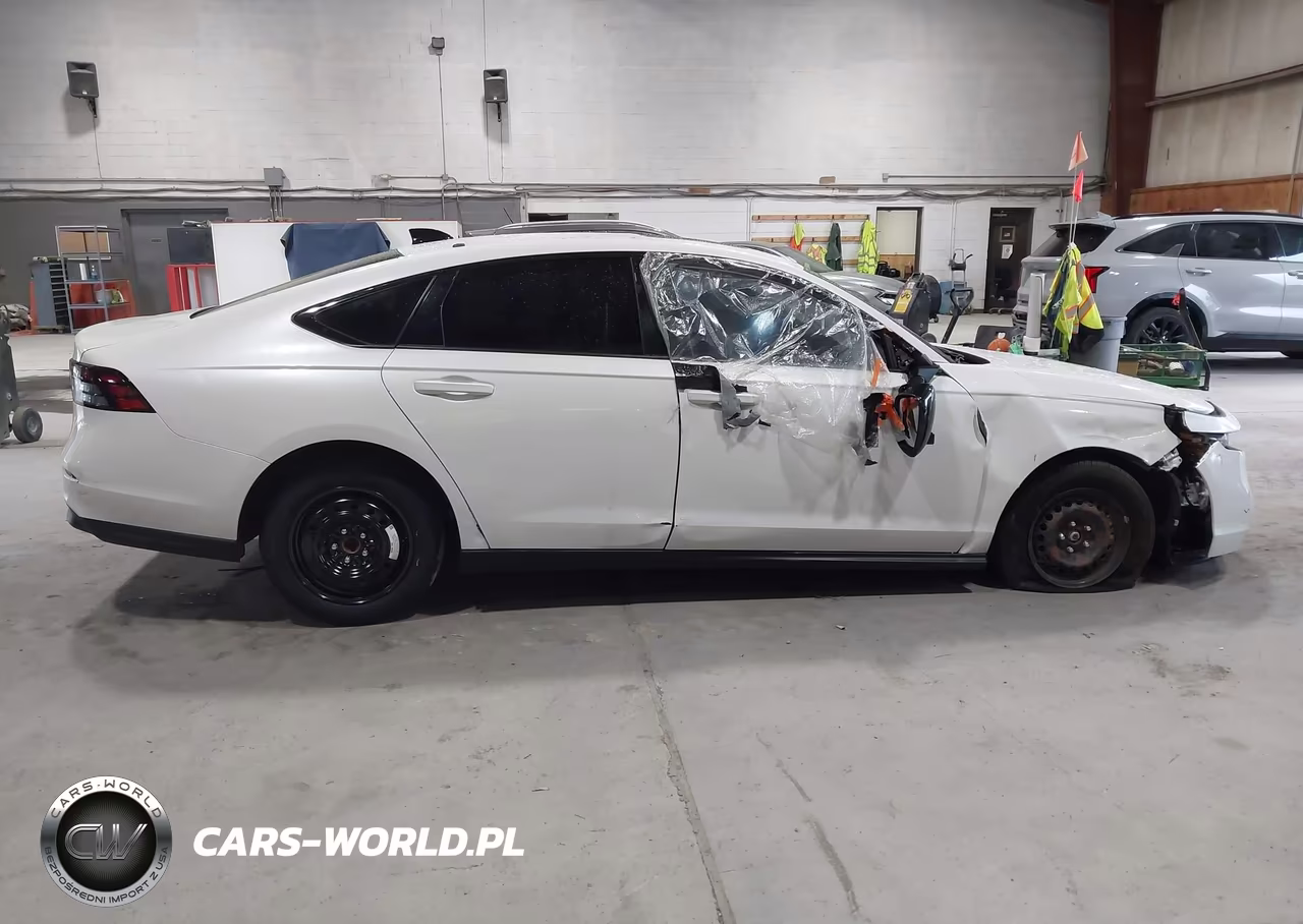 2025 Honda Accord Se VIN:1HGCY1F48SA039004 - 13