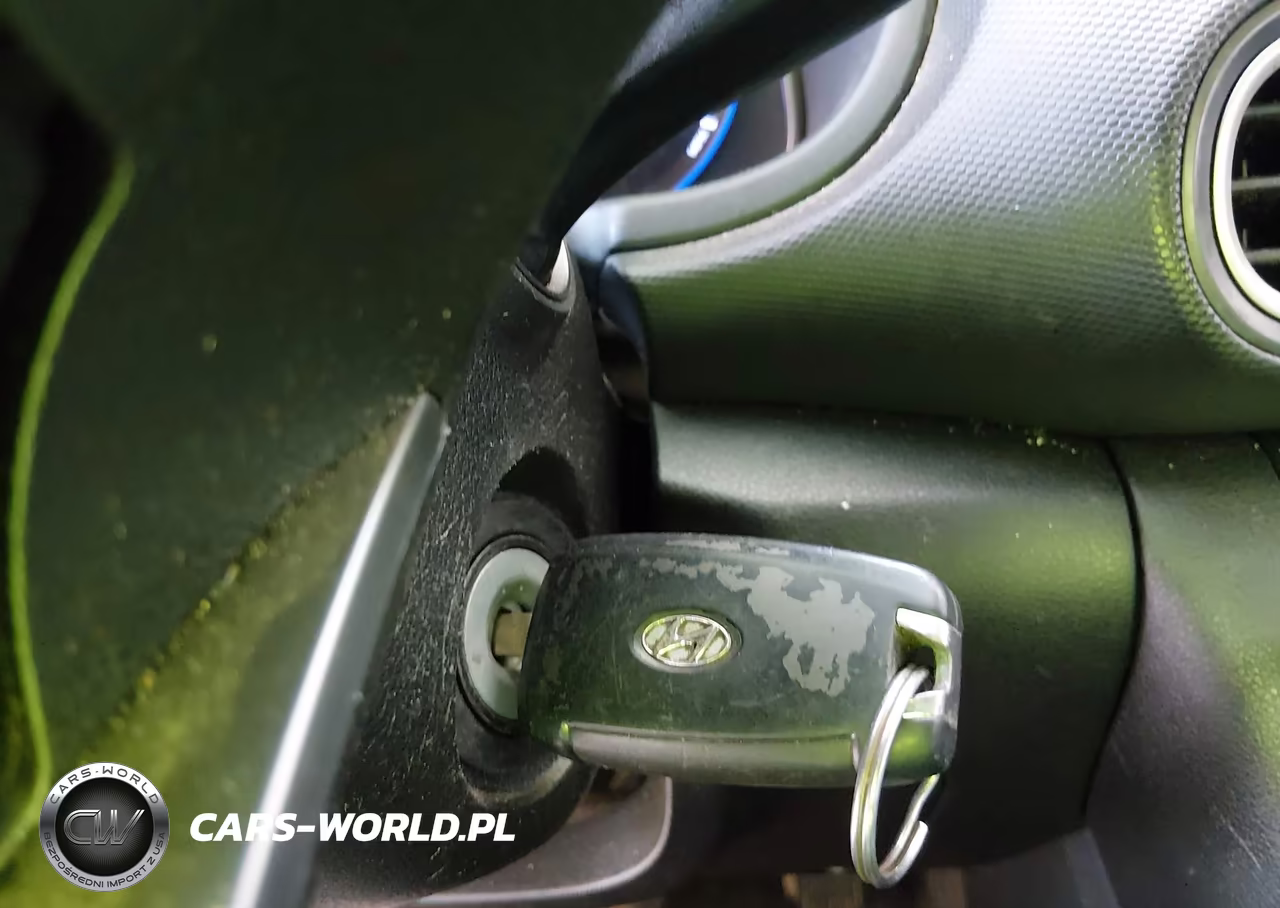 2020 Hyundai Kona Se VIN:KM8K12AA1LU477988 - 11