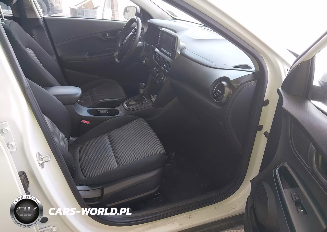 2020 Hyundai Kona Se VIN:KM8K12AA1LU477988 - 5