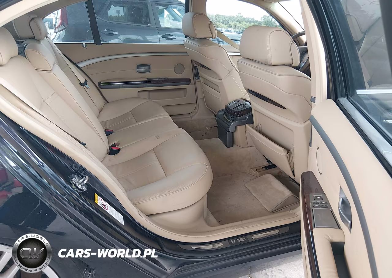 2006 BMW 760Li VIN:WBAHN03586DD98135 - 8
