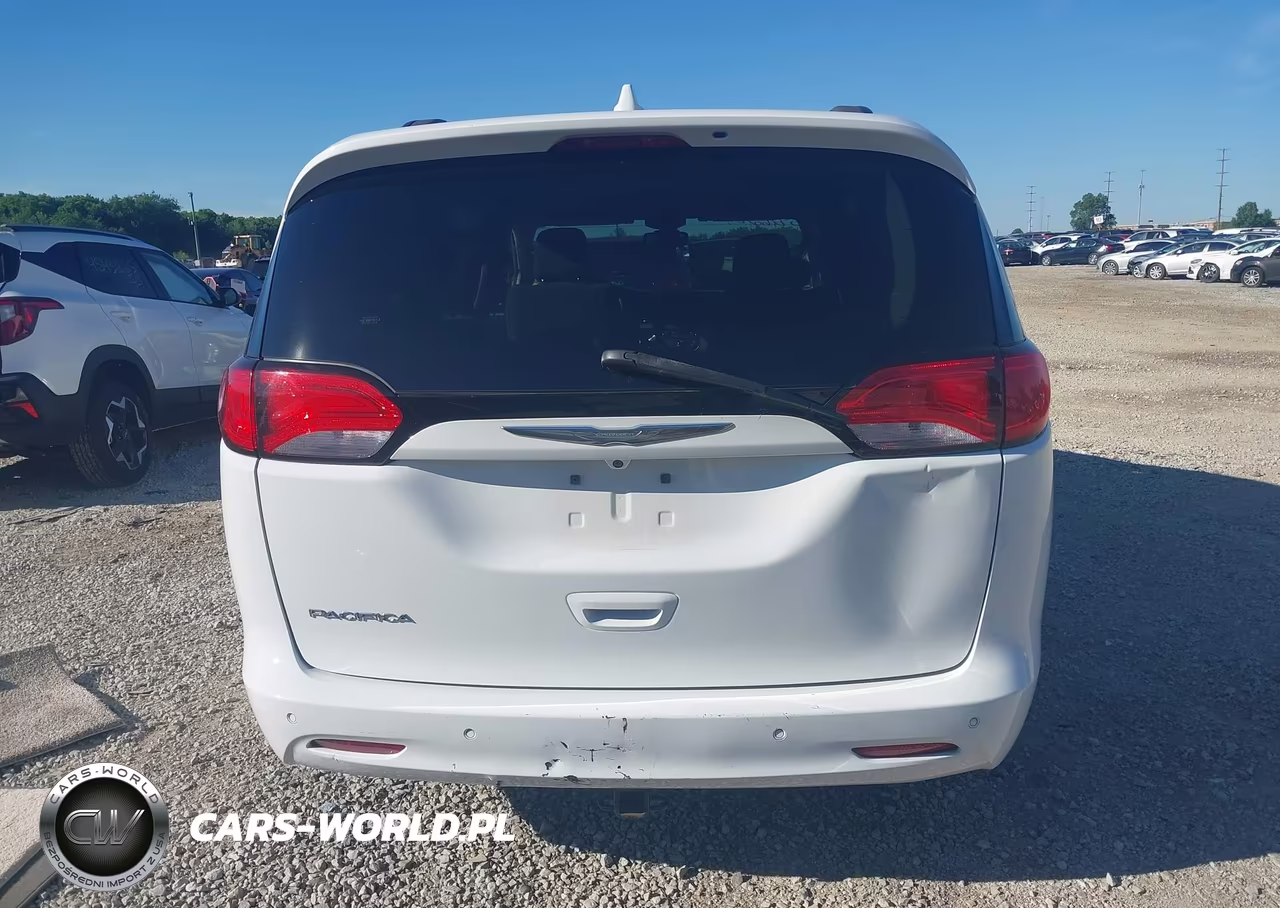 2017 Chrysler Pacifica Lx VIN:2C4RC1CG1HR500442 - 17
