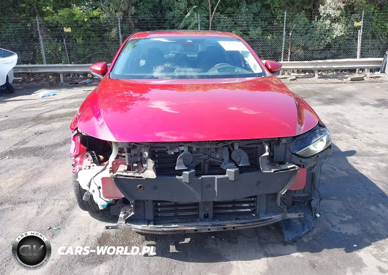 2019 Mazda Mazda3 Premium Package VIN:3MZBPAEM9KM100682 - 13