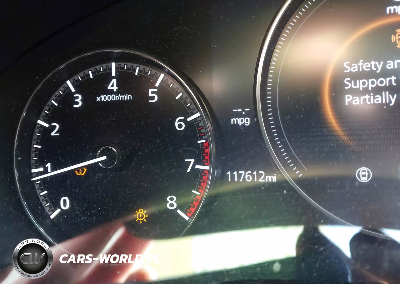 2019 Mazda Mazda3 Premium Package VIN:3MZBPAEM9KM100682 - 7