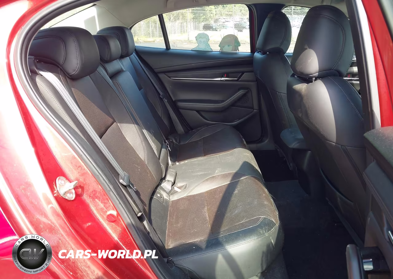 2019 Mazda Mazda3 Premium Package VIN:3MZBPAEM9KM100682 - 8
