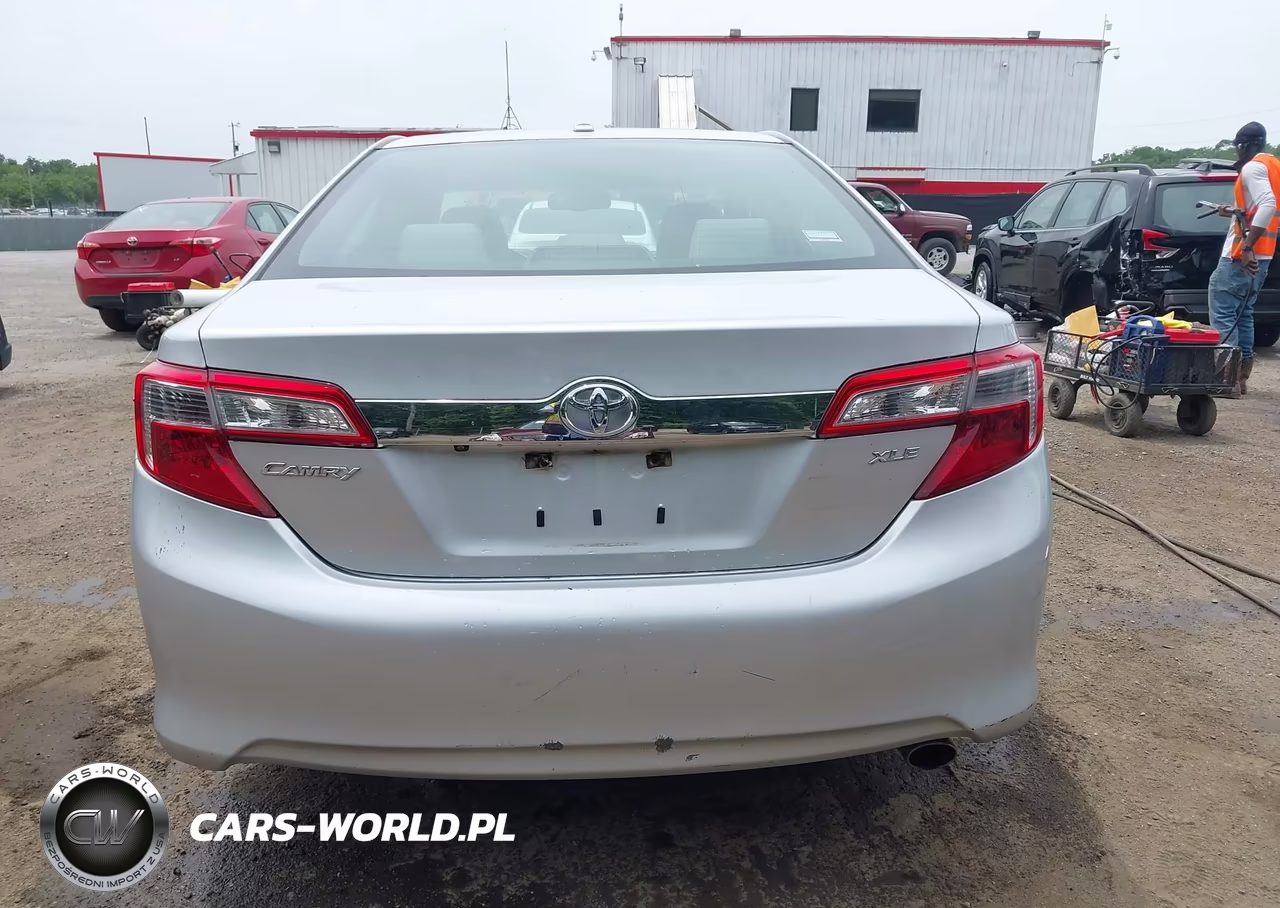 2012 Toyota Camry Xle VIN:4T1BF1FK8CU002710 - 16